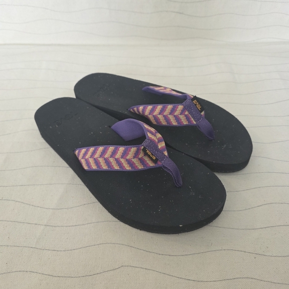 Teva Womens Reflip Purple Multicolor Chevron Thong Flip Flops Shoes 1124044 Sz 8 - Picture 1 of 8